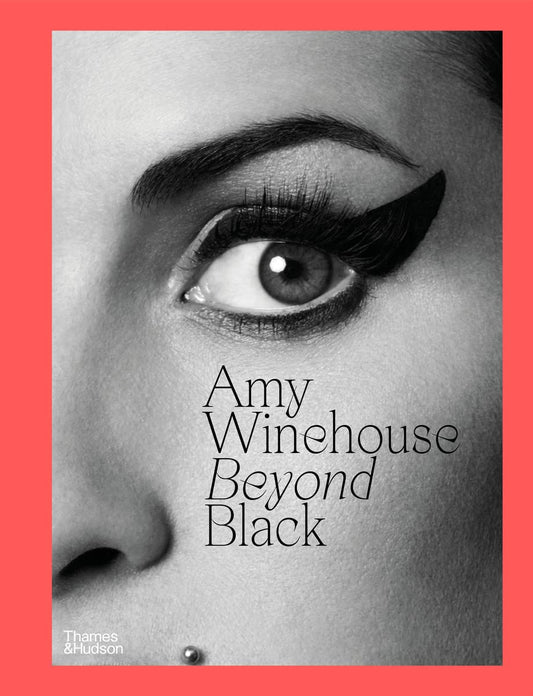 Amy Winehouse: Beyond Black by Naomi Parry (Hardcover)